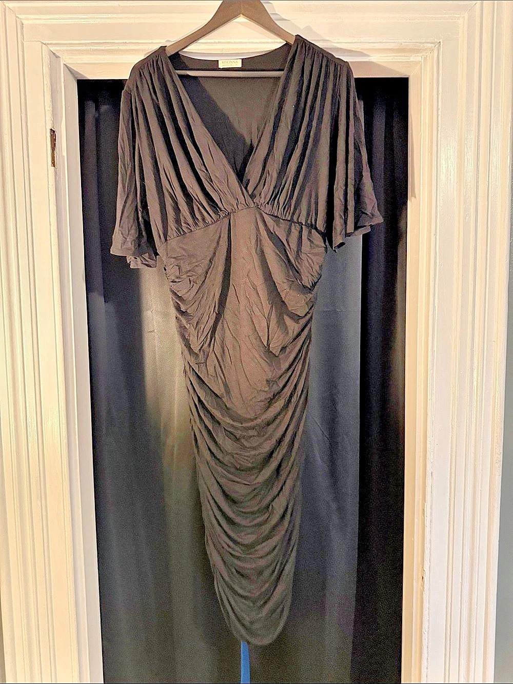 KIYONNA Ruched Maxi Dress in Black Size 1X Like New